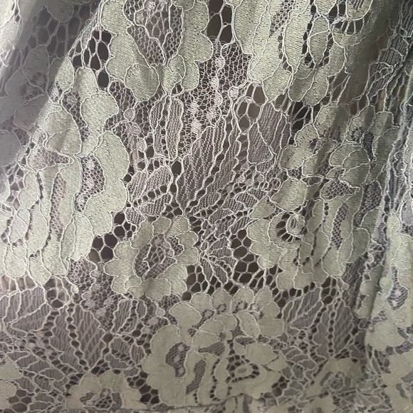 Belted Lace Dress - Picture 5 of 7